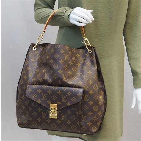 louis vuitton metis hobo|Louis Vuitton duomo hobo.